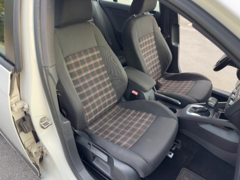 Volkswagen Jetta TDI Cup Edition 2010