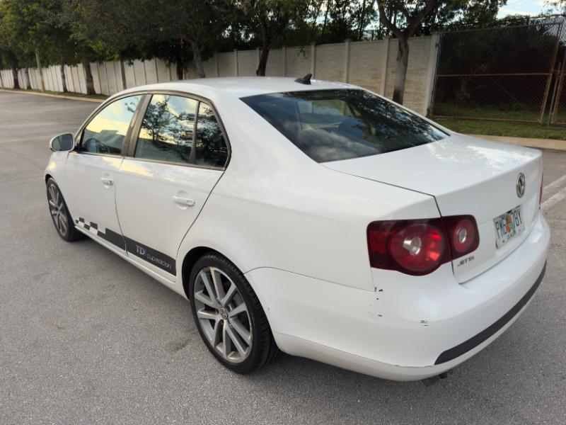 Volkswagen Jetta TDI Cup Edition 2010