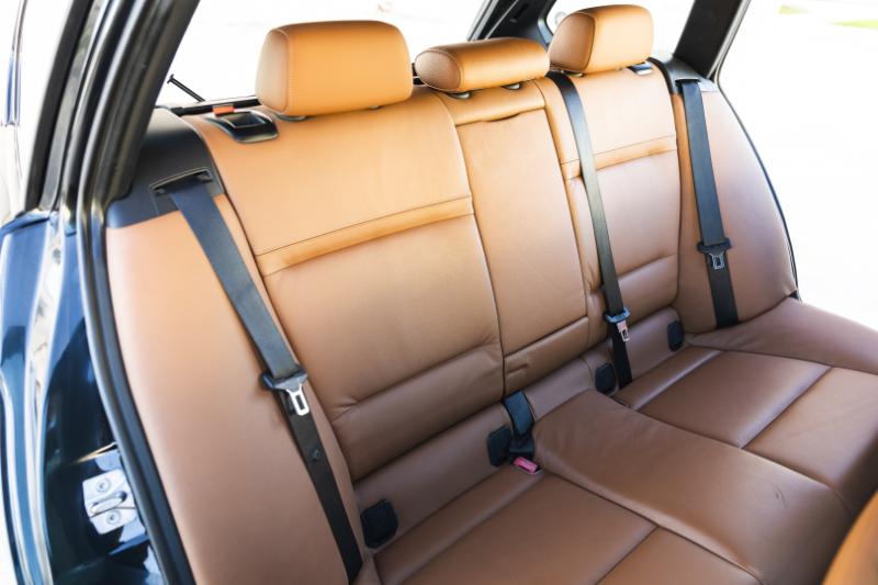 BMW 3-Series Sport Wagon 328i 2011