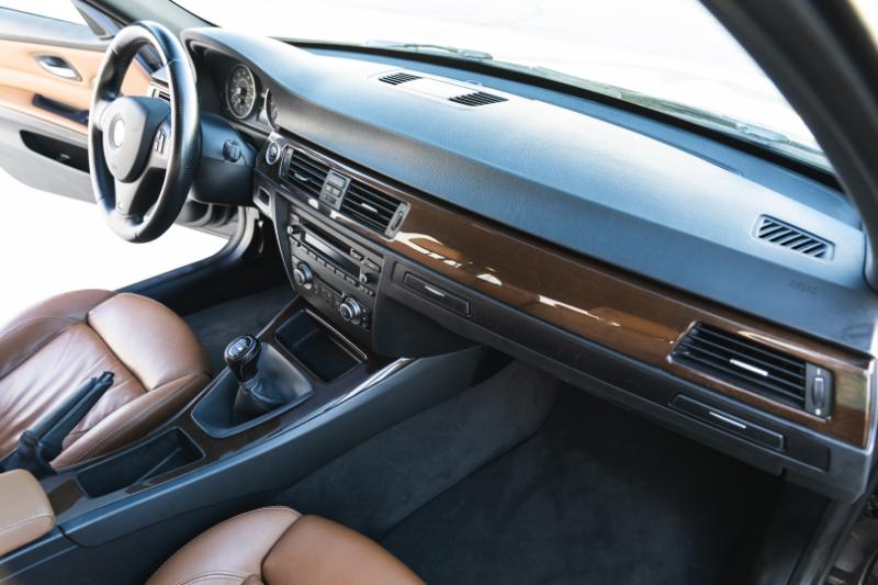 BMW 3-Series Sport Wagon 328i 2011