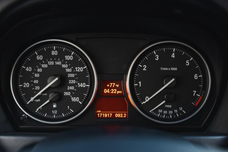 BMW 3-Series Sport Wagon 328i 2011