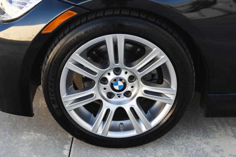 BMW 3-Series Sport Wagon 328i 2011