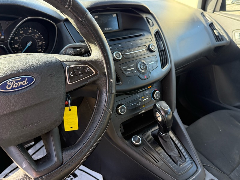 Ford Focus SE Sedan 2015