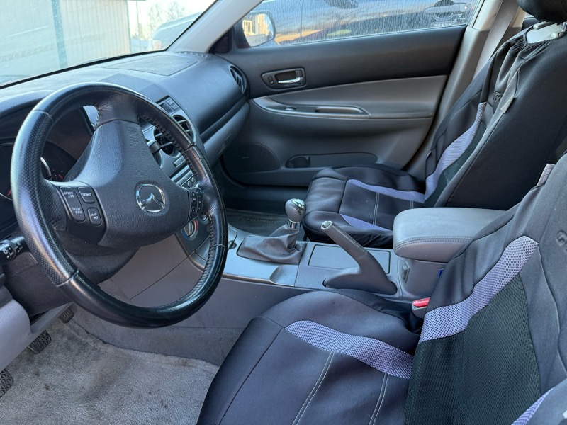 Mazda MAZDA6 i 5-Door 2005