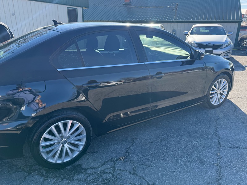Volkswagen Jetta SEL 2011