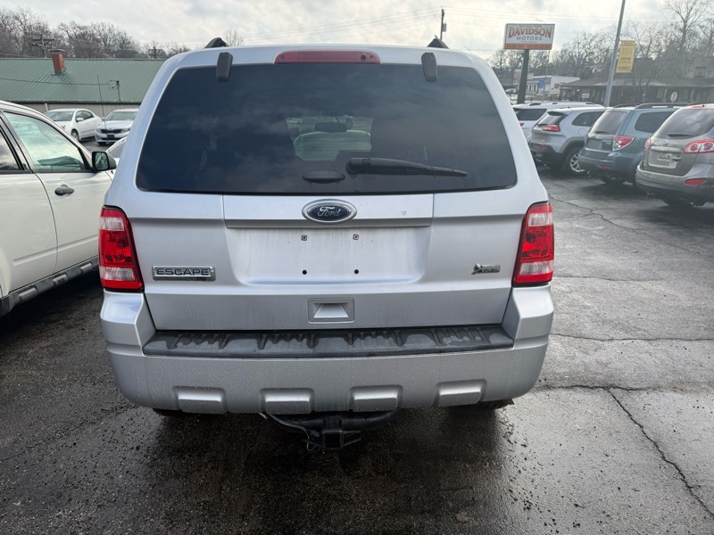 Ford Escape XLT FWD 2012