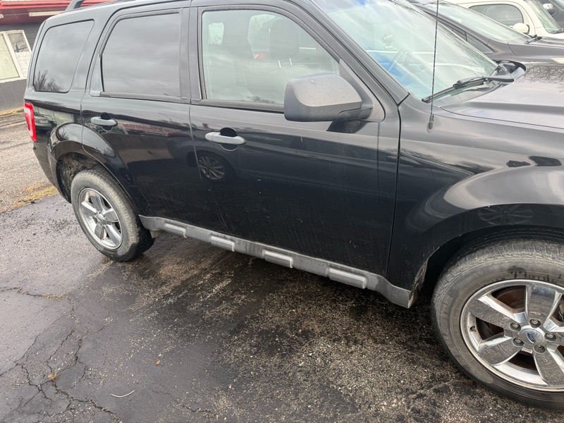 Ford Escape XLT FWD 2012
