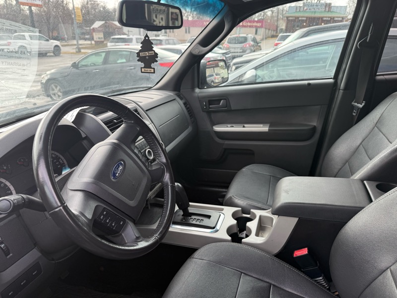 Ford Escape XLT FWD 2012