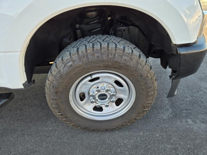 Ford F-250 SD XL Crew Cab 4WD 2021