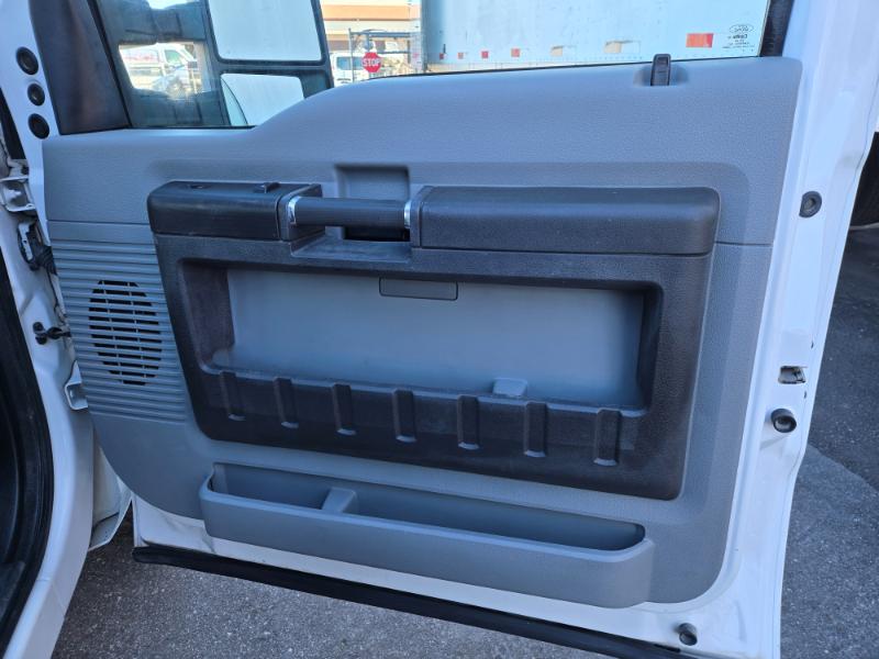 Ford F-350 SD XL Crew Cab 2WD 2015