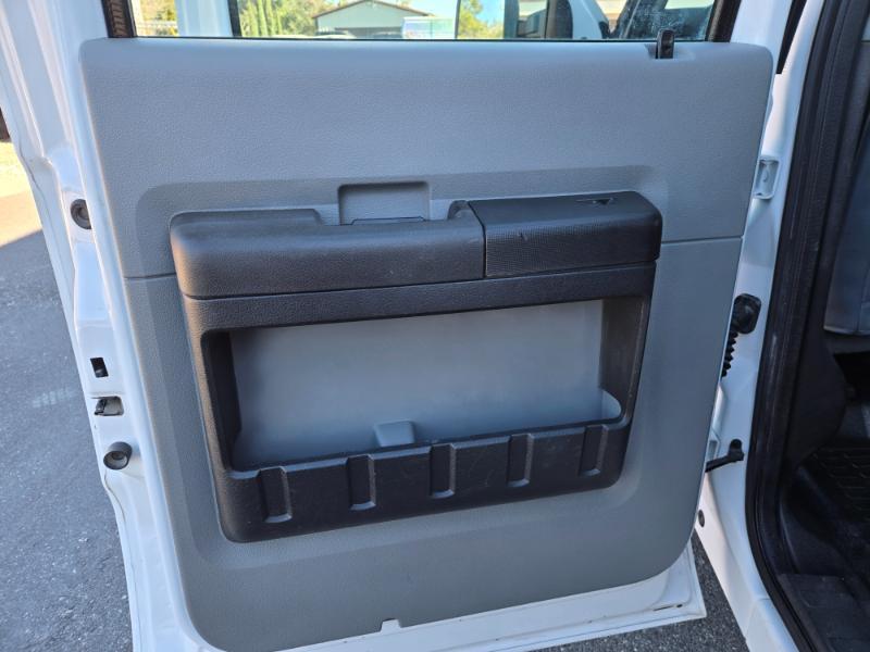 Ford F-350 SD XL Crew Cab 2WD 2015