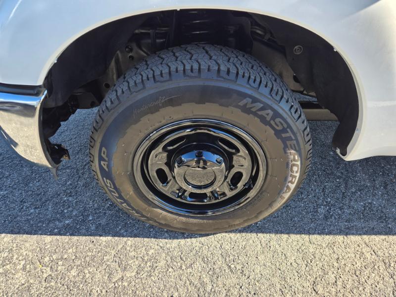 Ford F-350 SD XL Crew Cab 2WD 2015