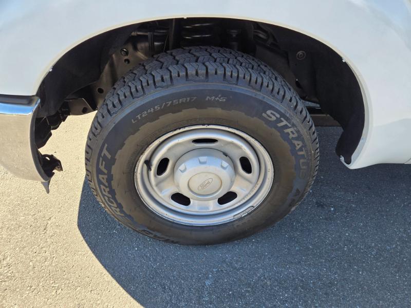 Ford F-350 SD XL Crew Cab 2WD 2015