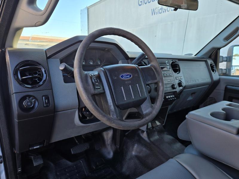 Ford F-350 SD XL Crew Cab Long Bed 2WD 2015