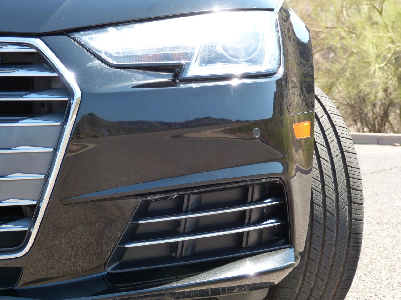 Audi A4 2.0T Premium Sedan 2017