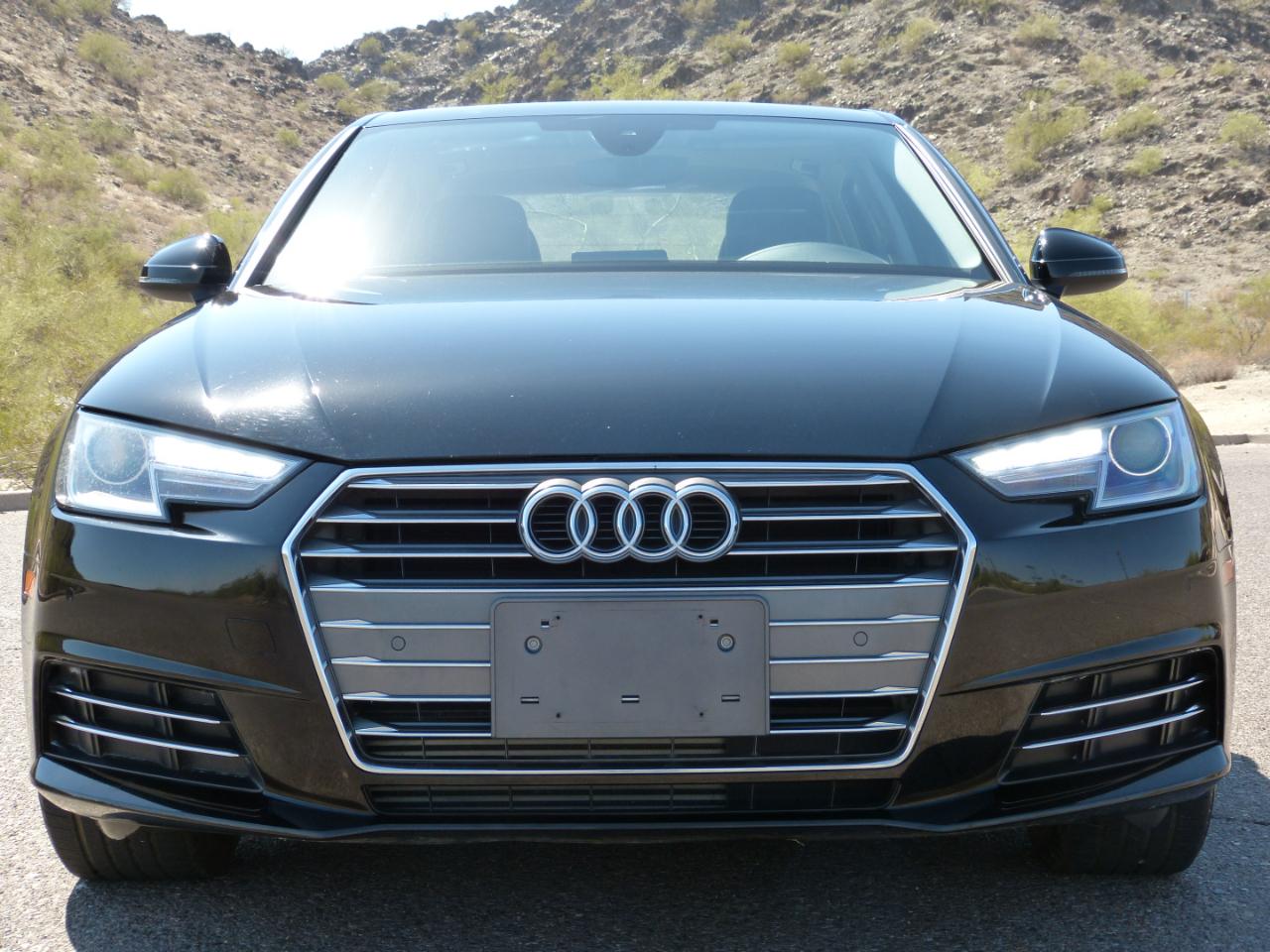 Audi A4 2.0T Premium Sedan 2017