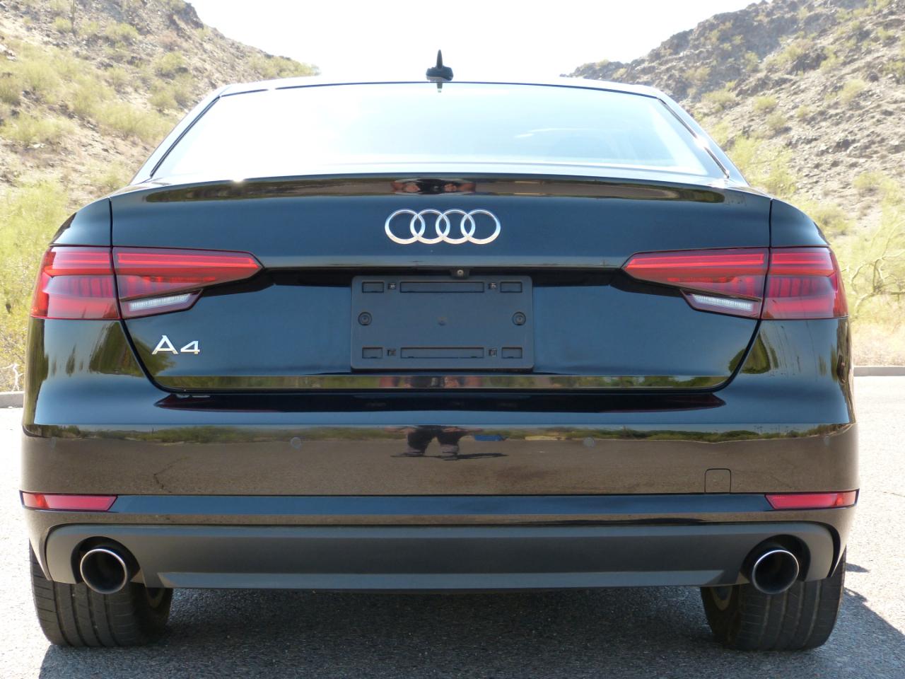 Audi A4 2.0T Premium Sedan 2017