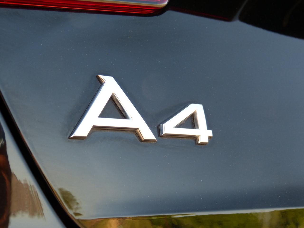 Audi A4 2.0T Premium Sedan 2017