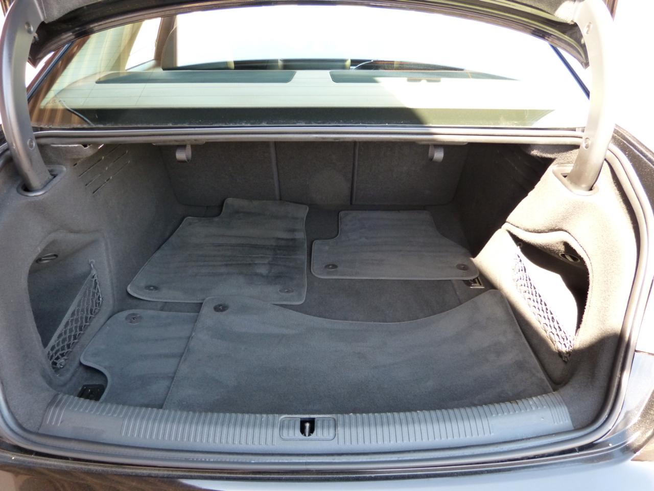 Audi A4 2.0T Premium Sedan 2017