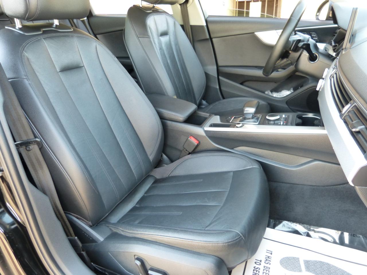 Audi A4 2.0T Premium Sedan 2017