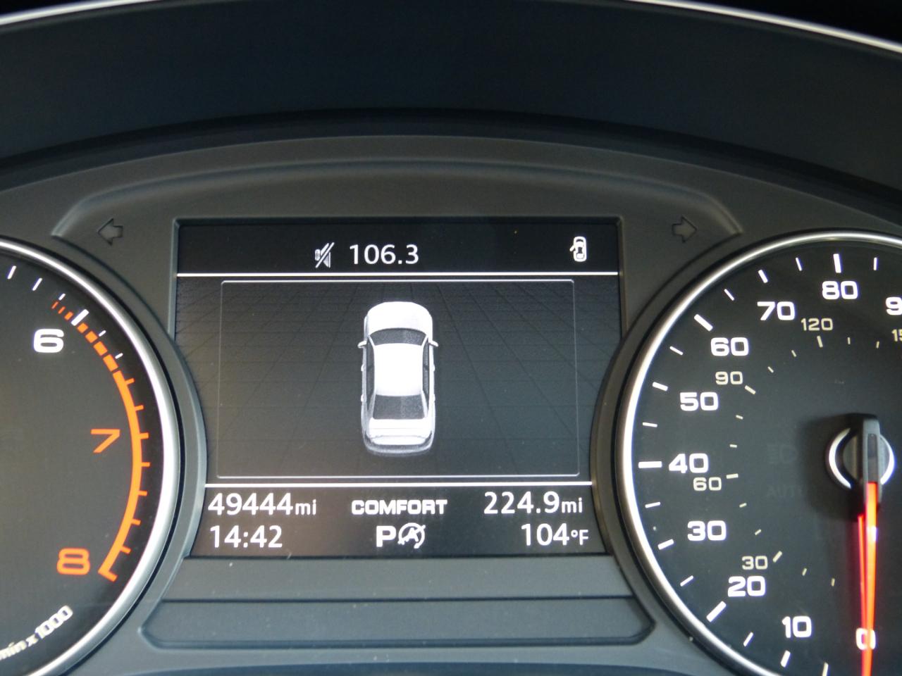 Audi A4 2.0T Premium Sedan 2017