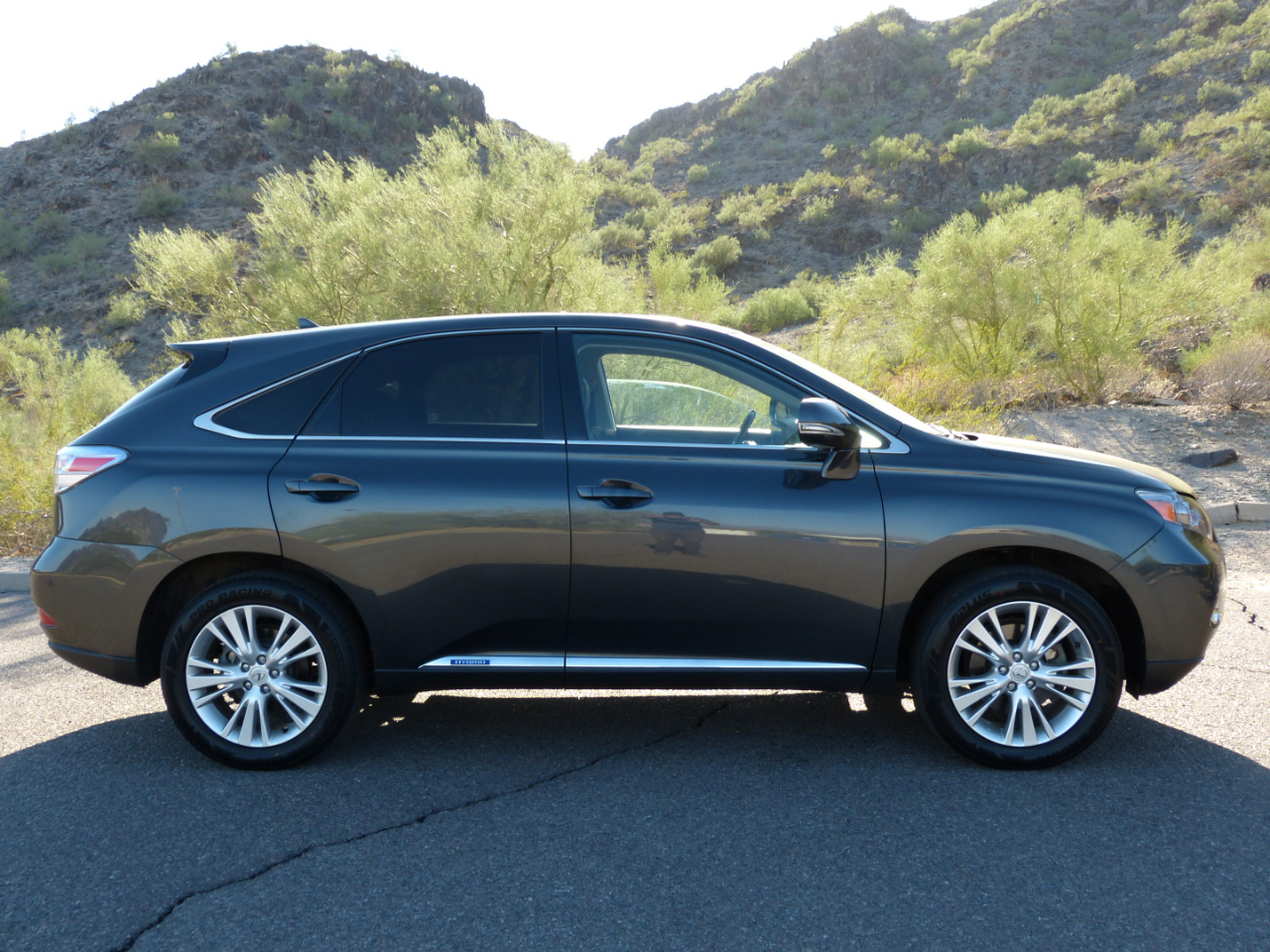 Lexus RX 450h FWD 2010 Lexus RX 450h FWD 2010