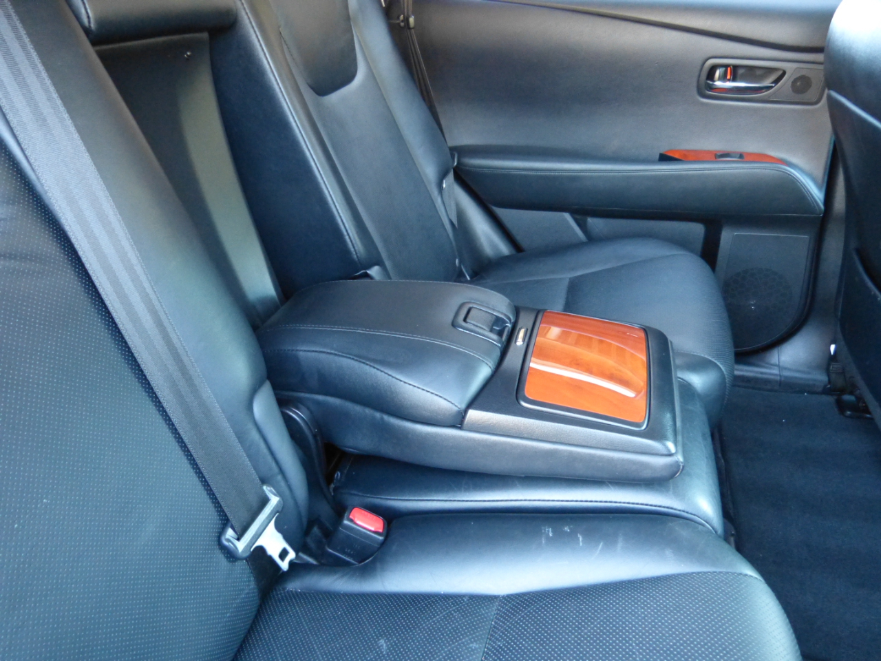 Lexus RX 450h FWD 2010 Lexus RX 450h FWD 2010