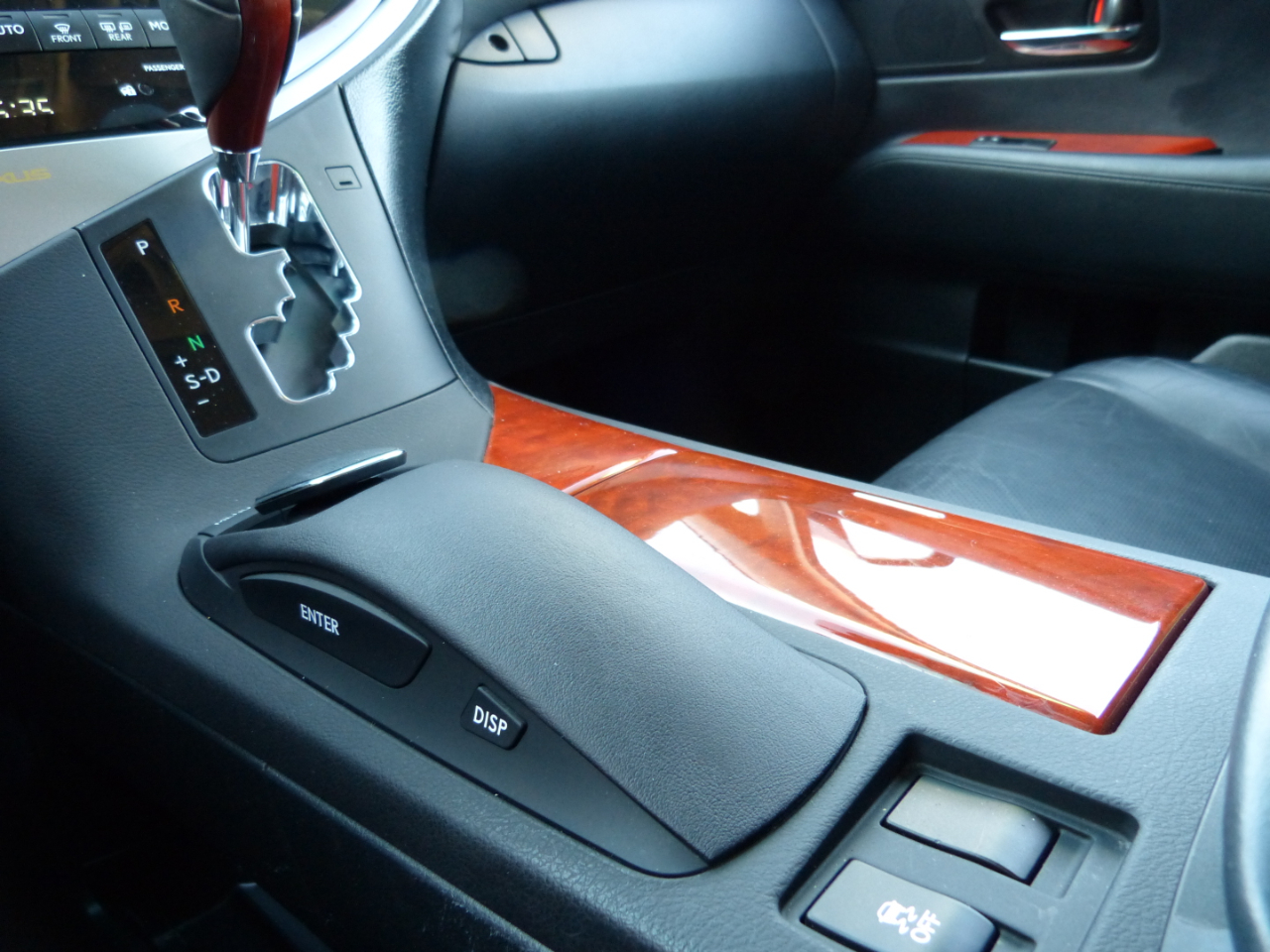 Lexus RX 450h FWD 2010 Lexus RX 450h FWD 2010