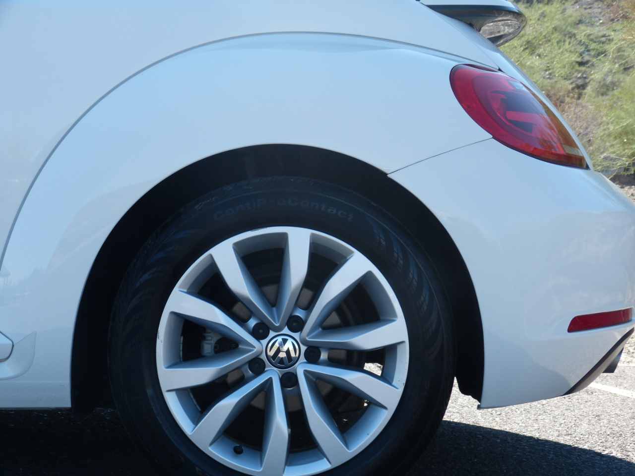 Volkswagen Beetle 2.0T Turbo Convertible 2013 Volkswagen Beetle 2.0T Turbo Convertible 2013