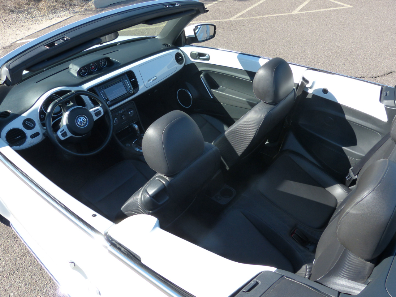 Volkswagen Beetle 2.0T Turbo Convertible 2013 Volkswagen Beetle 2.0T Turbo Convertible 2013