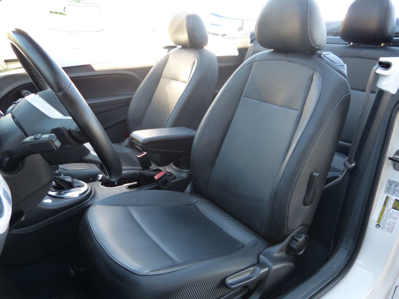 Volkswagen Beetle 2.0T Turbo Convertible 2013 Volkswagen Beetle 2.0T Turbo Convertible 2013