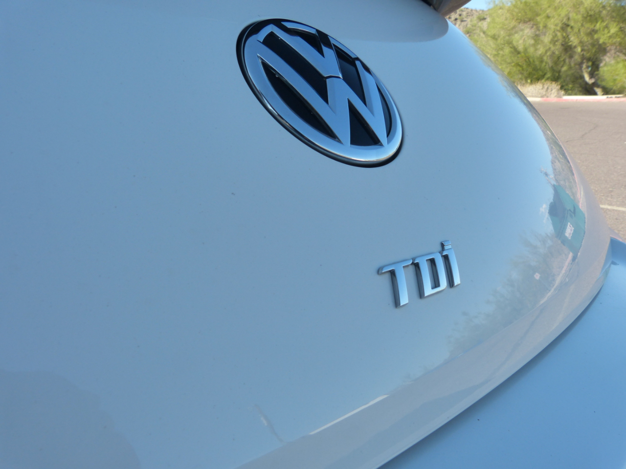 Volkswagen Beetle 2.0T Turbo Convertible 2013 Volkswagen Beetle 2.0T Turbo Convertible 2013