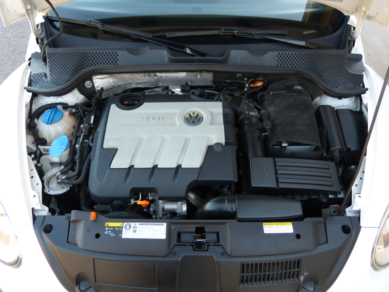 Volkswagen Beetle 2.0T Turbo Convertible 2013 Volkswagen Beetle 2.0T Turbo Convertible 2013