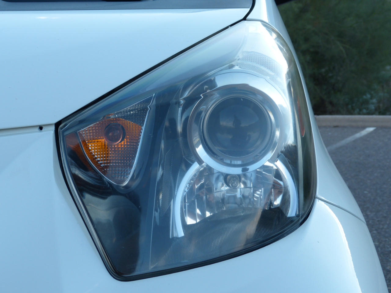 Scion iQ 3-Door Hatchback AT 2013 Scion iQ 3-Door Hatchback AT 2013