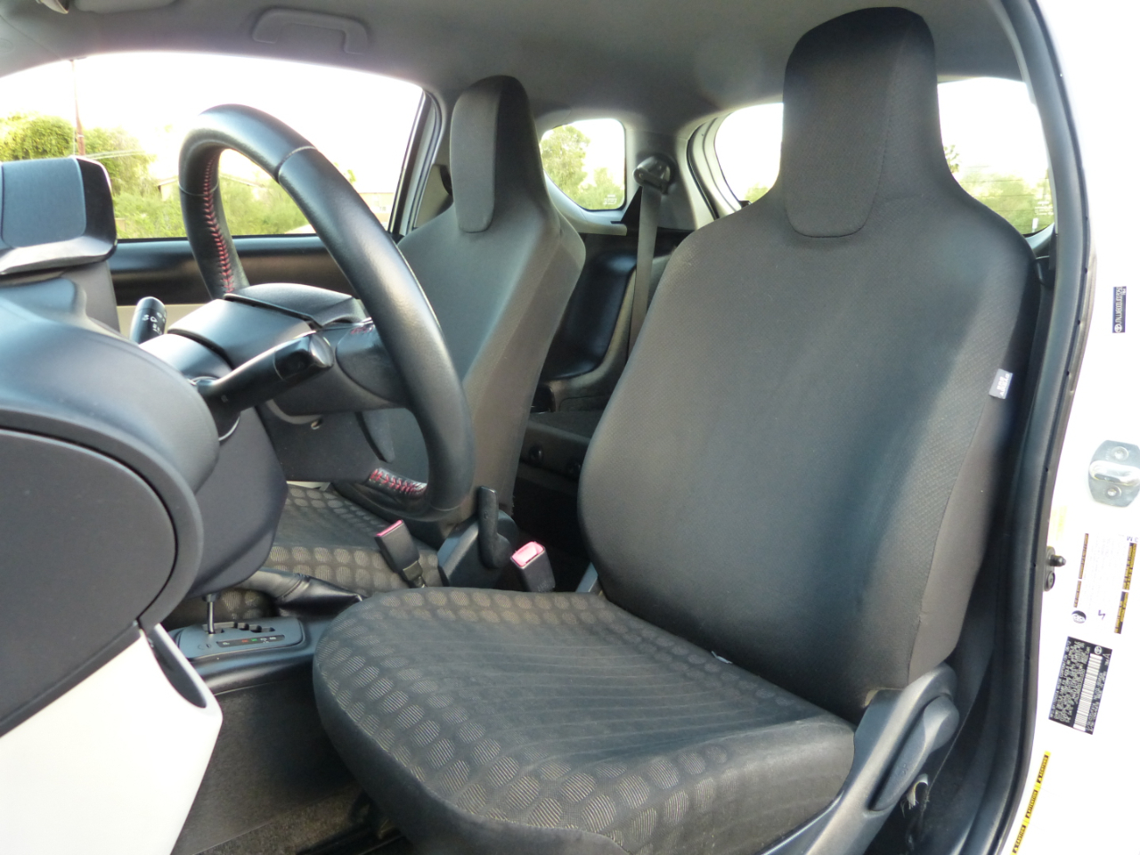 Scion iQ 3-Door Hatchback AT 2013 Scion iQ 3-Door Hatchback AT 2013