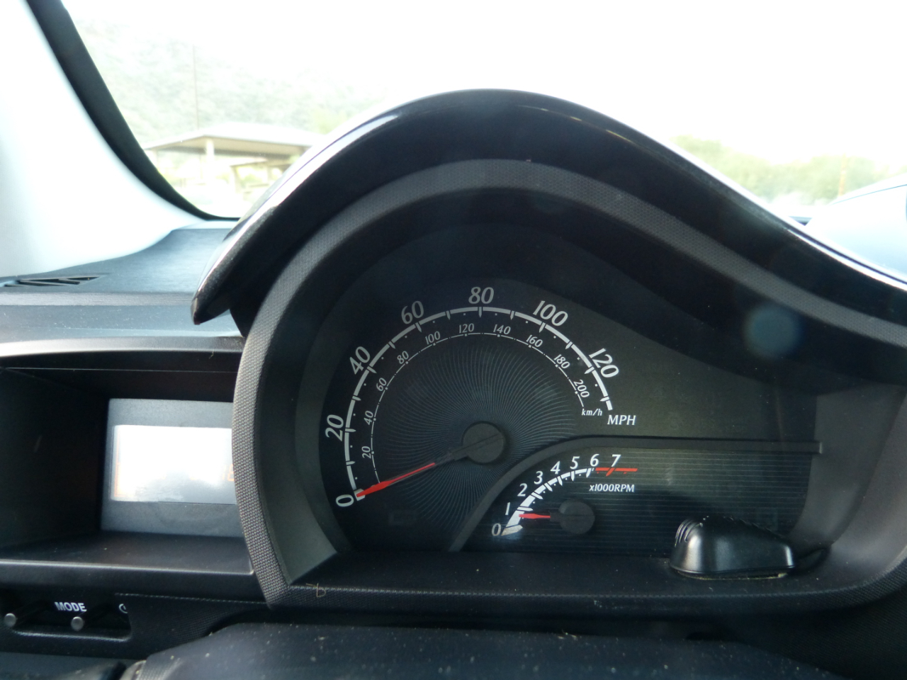 Scion iQ 3-Door Hatchback AT 2013 Scion iQ 3-Door Hatchback AT 2013