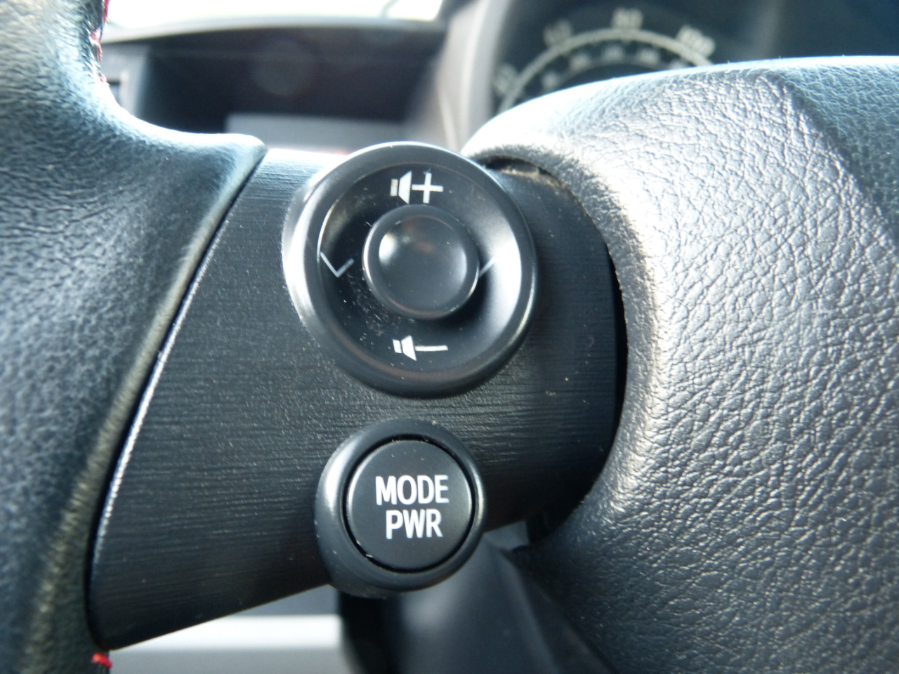 Scion iQ 3-Door Hatchback AT 2013 Scion iQ 3-Door Hatchback AT 2013