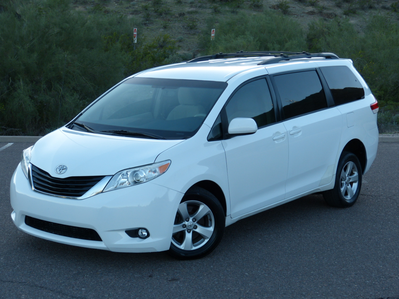 Toyota Sienna  2012 Toyota Sienna  2012