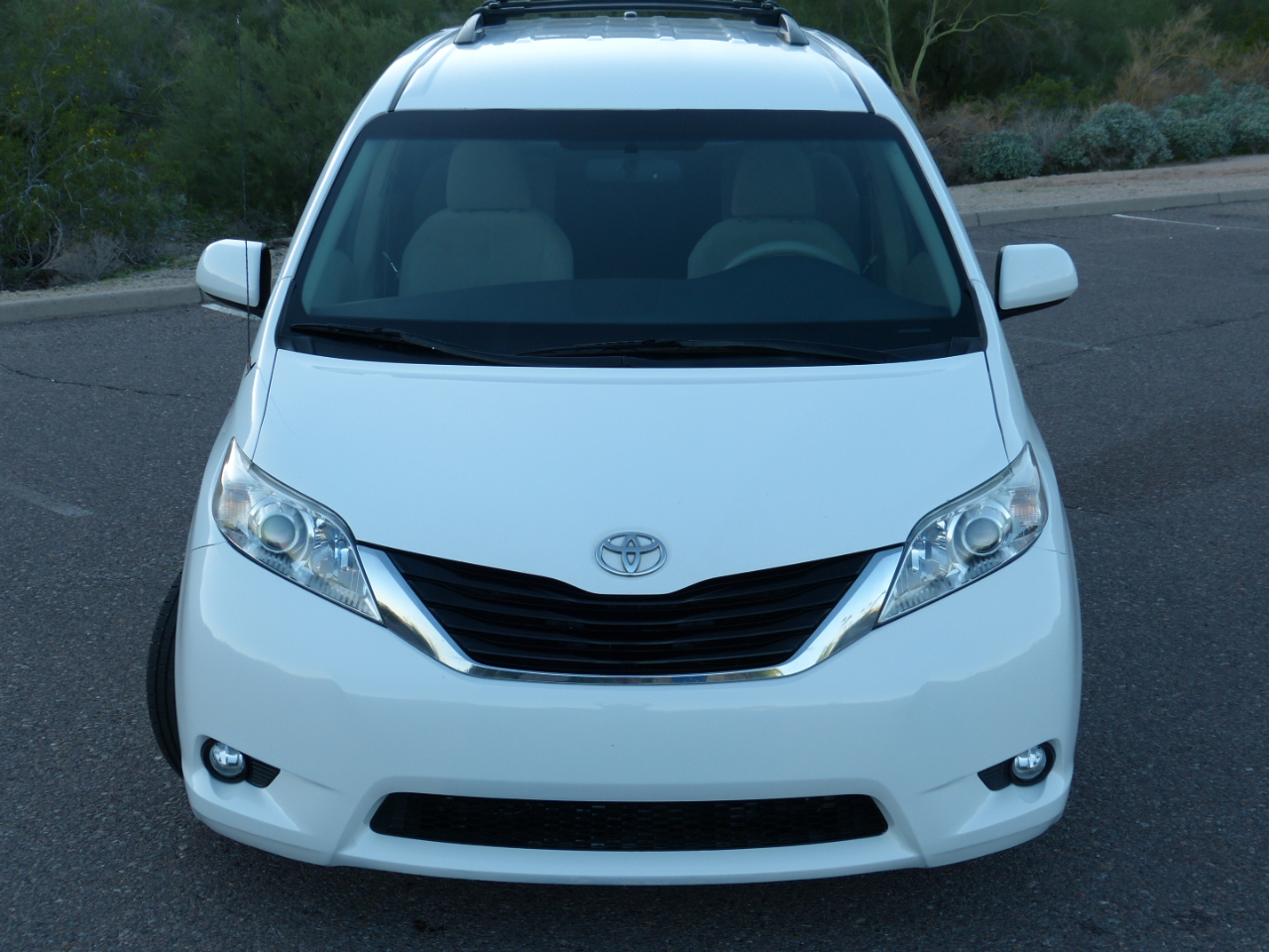 Toyota Sienna  2012 Toyota Sienna  2012