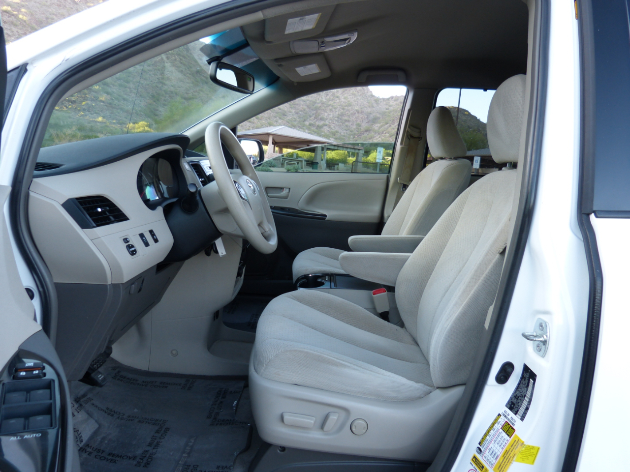 Toyota Sienna  2012 Toyota Sienna  2012