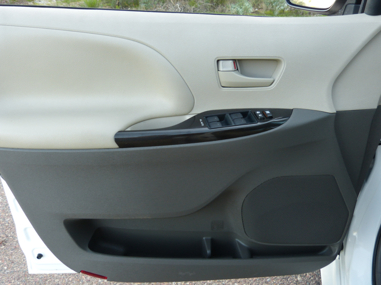 Toyota Sienna  2012 Toyota Sienna  2012