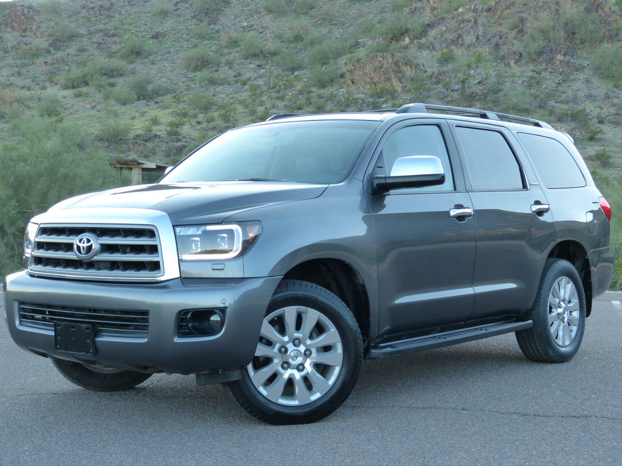 Toyota Sequoia Plantium 2WD 2014 Toyota Sequoia Plantium 2WD 2014