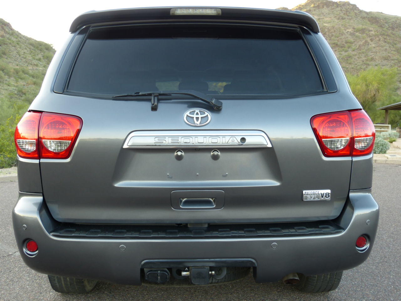 Toyota Sequoia Plantium 2WD 2014 Toyota Sequoia Plantium 2WD 2014