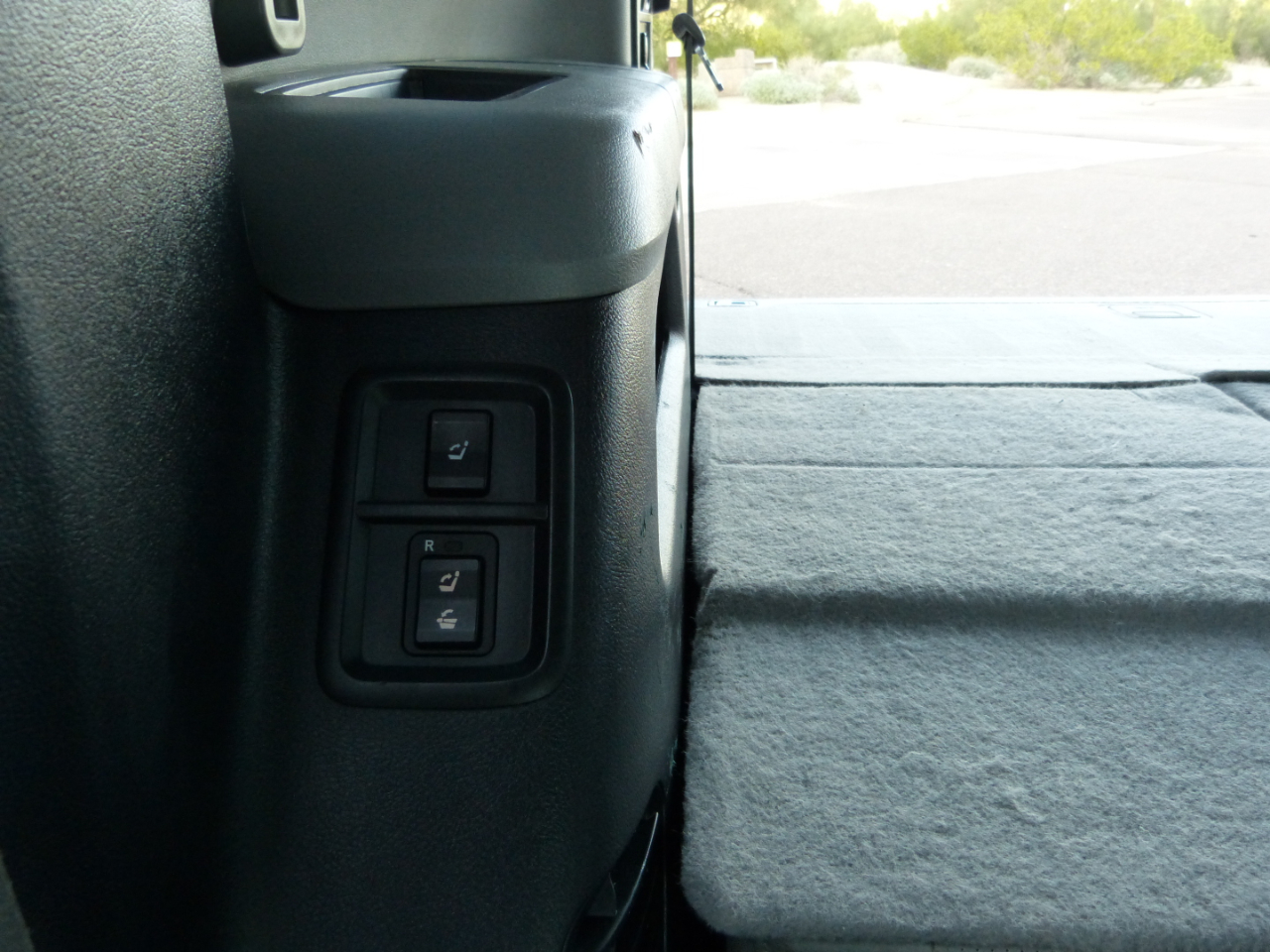 Toyota Sequoia Plantium 2WD 2014 Toyota Sequoia Plantium 2WD 2014