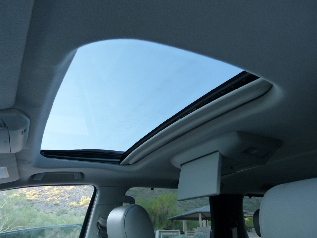 Toyota Sequoia Plantium 2WD 2014 Toyota Sequoia Plantium 2WD 2014