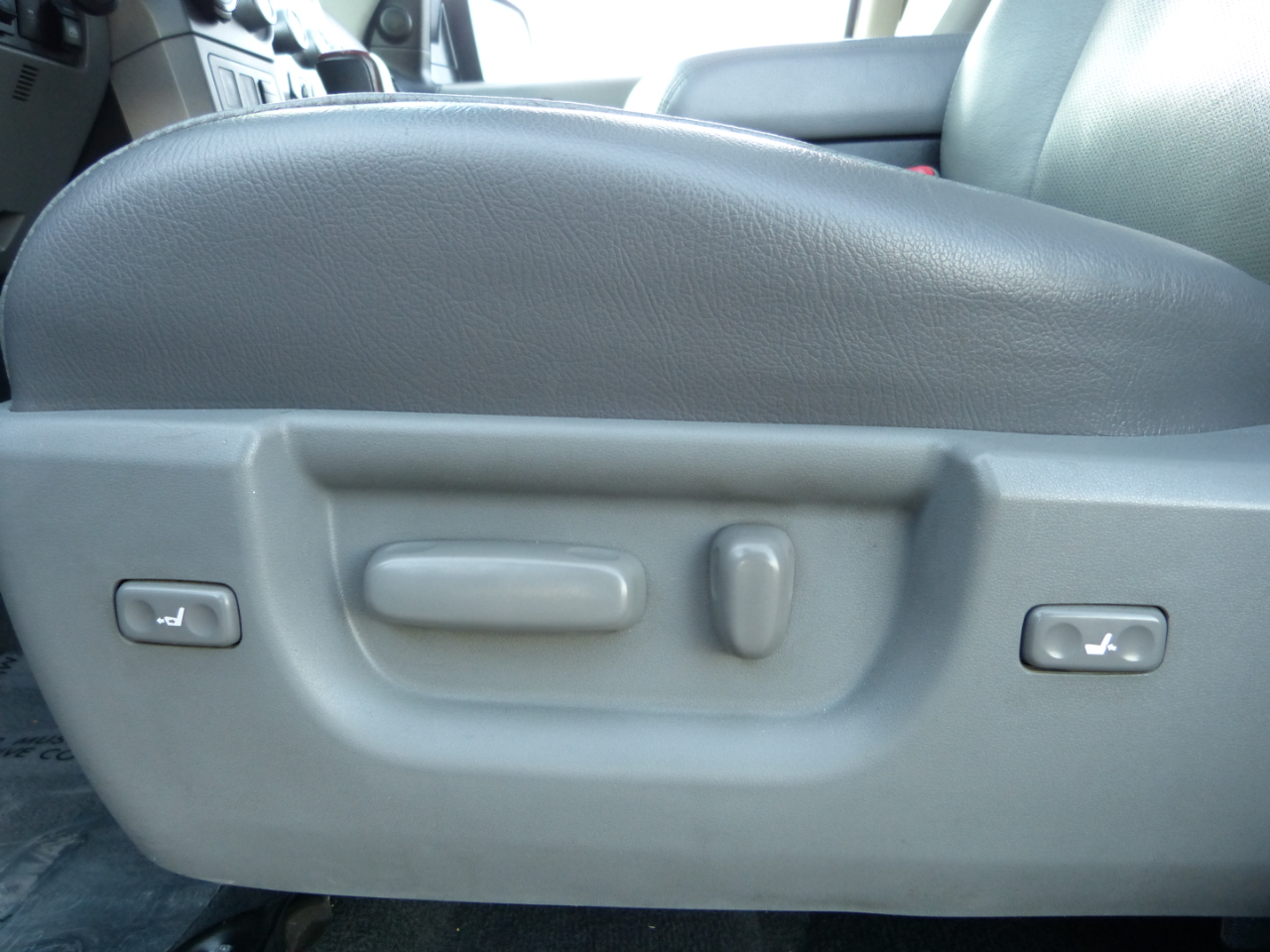 Toyota Sequoia Plantium 2WD 2014 Toyota Sequoia Plantium 2WD 2014