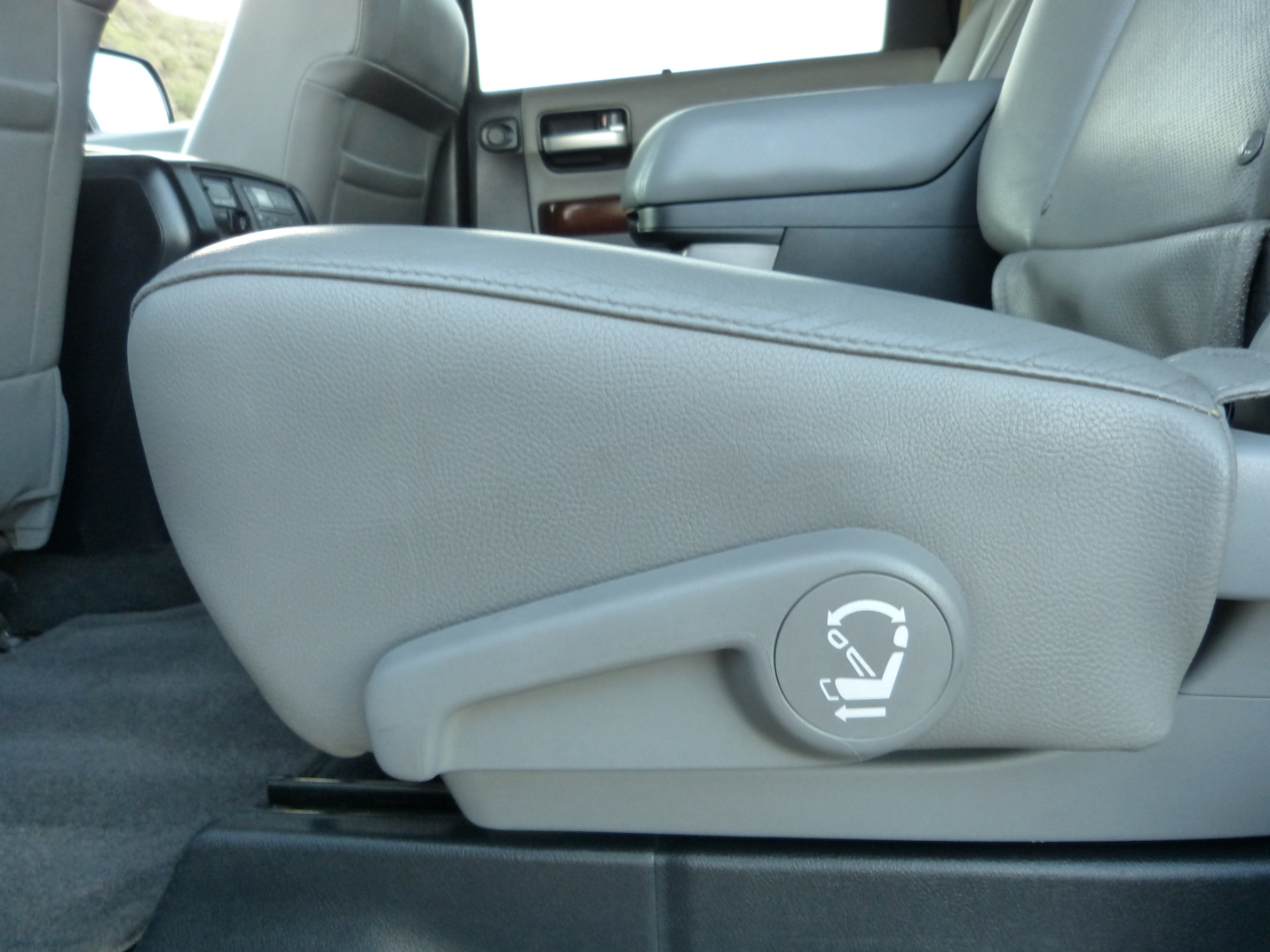 Toyota Sequoia Plantium 2WD 2014 Toyota Sequoia Plantium 2WD 2014