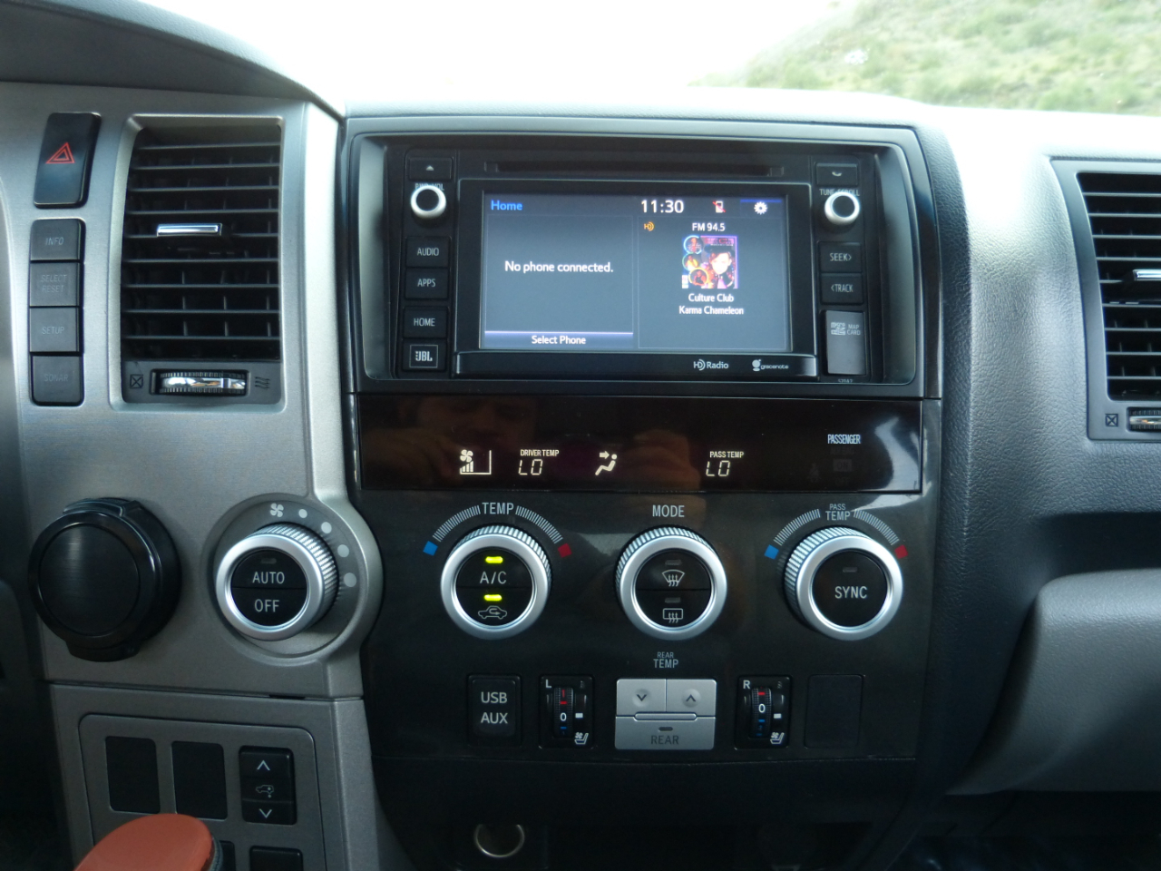 Toyota Sequoia Plantium 2WD 2014 Toyota Sequoia Plantium 2WD 2014