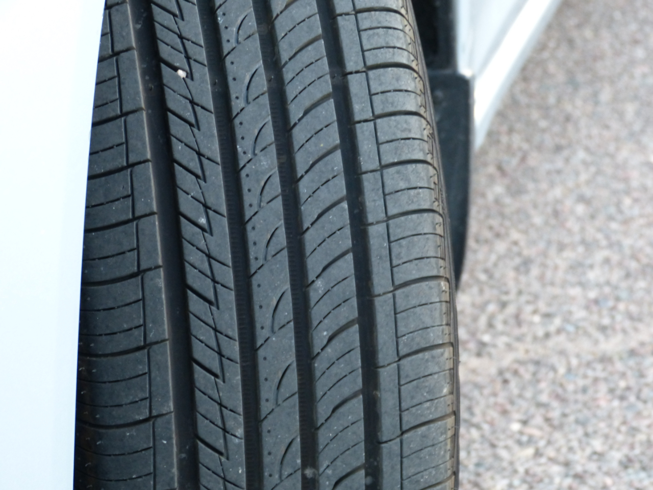 Honda Civic LX Sedan 5-Speed AT 2012 Honda Civic LX Sedan 5-Speed AT 2012