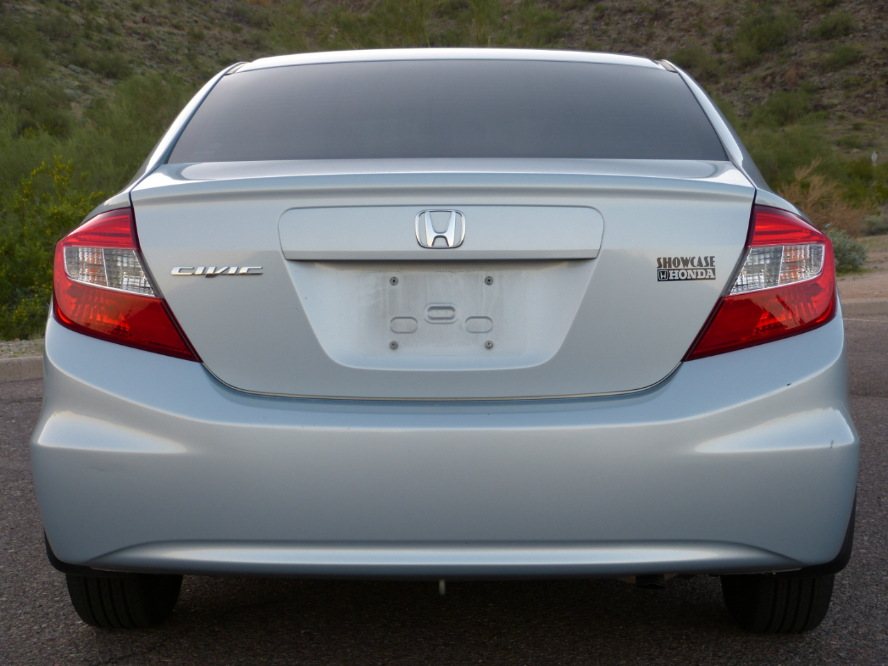 Honda Civic LX Sedan 5-Speed AT 2012 Honda Civic LX Sedan 5-Speed AT 2012